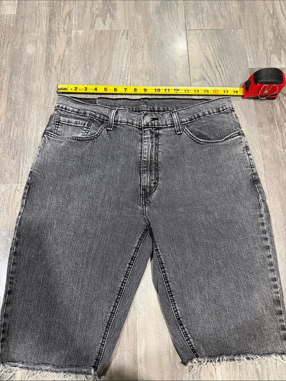 Levi's 502 Gray Jean Shorts Waist 36